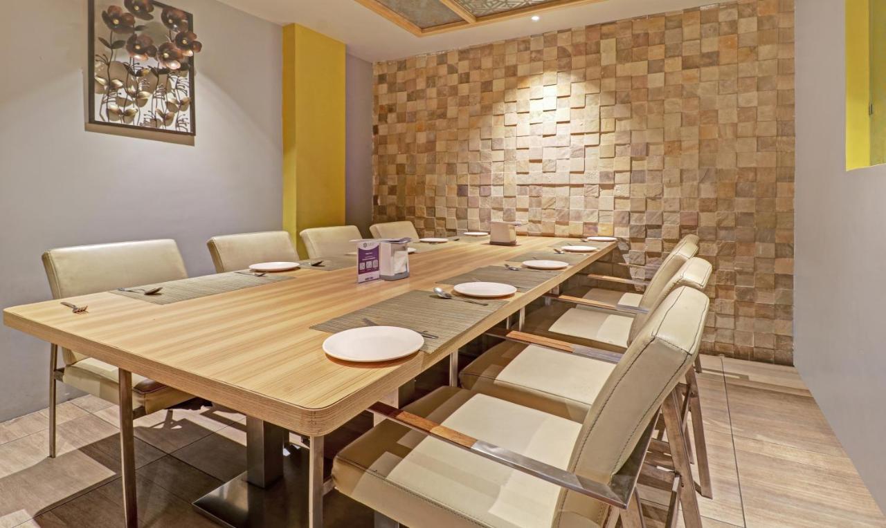 Treebo Tryst Park N Hotel Vijayawada Bagian luar foto